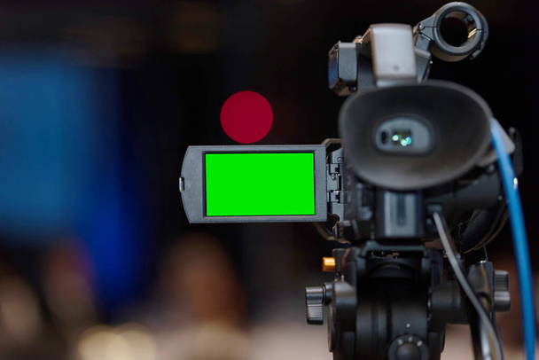 Câmera de vídeo gravação de negócios sala de conferências com givi público
 - Foto, Imagem