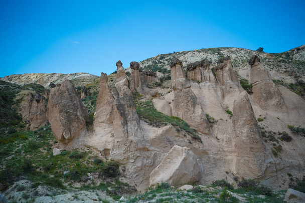 Tájkép panorámával Devrent völgy aka képzelet völgyében, Cappadocia, Törökország - Fotó, kép