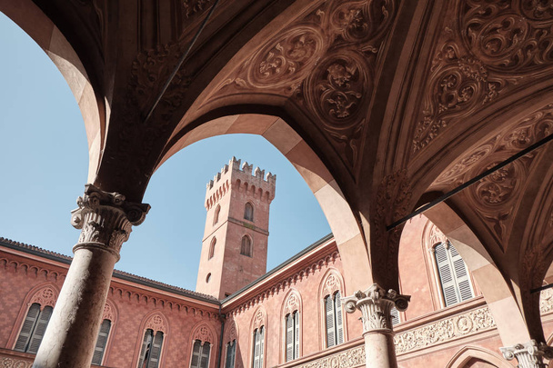 Trecchin palatsin historiallinen piha Cremona (Lombardia, Italia
). - Valokuva, kuva