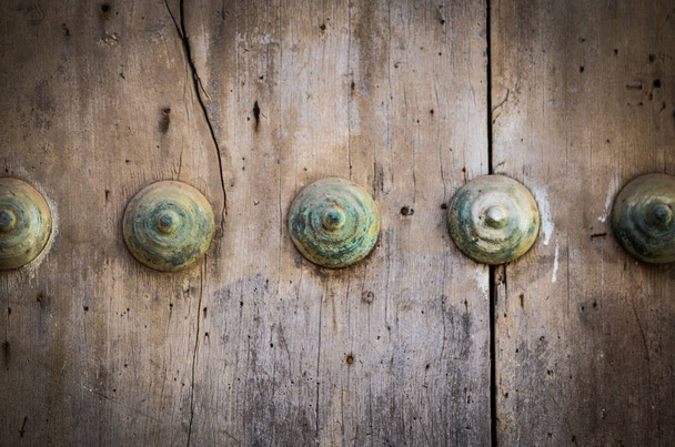 old doors close up view - knobs, design elements, architecture of the ancient doors within the streets of the spanish cities - Fotoğraf, Görsel