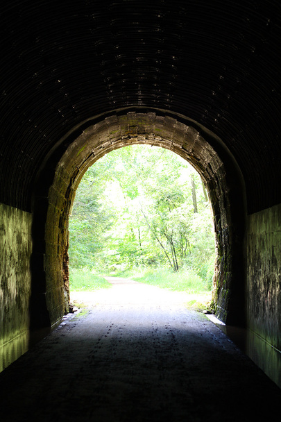 světlo na konci tunelu - Fotografie, Obrázek