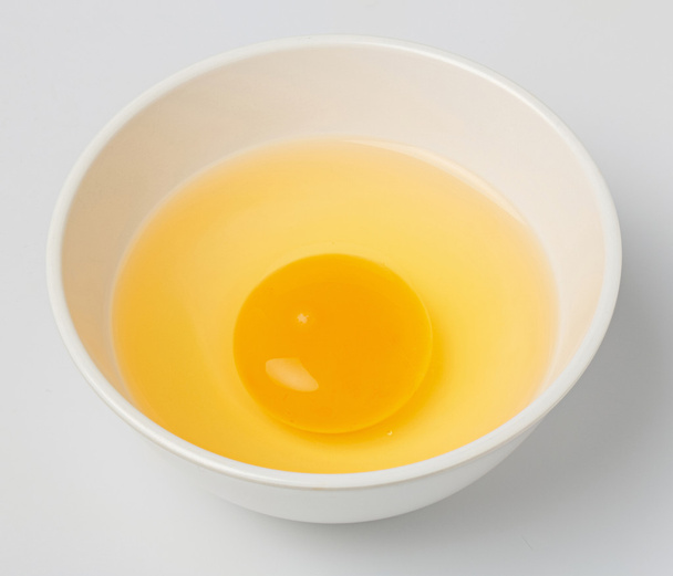 csirke tojás sárgája - Fotó, kép