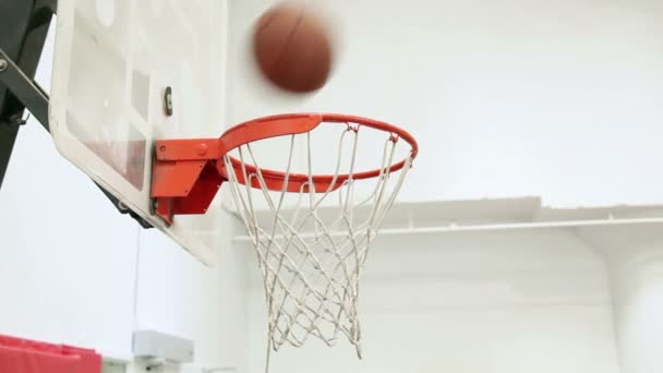 Blick auf Basketballkorb - Filmmaterial, Video