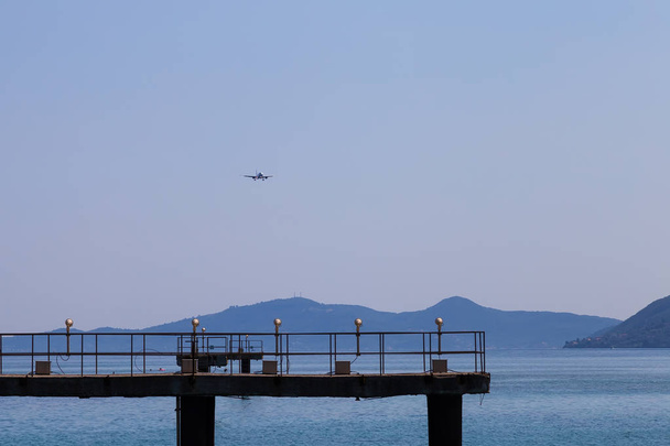 Passenger's airplane is landing. Decrease in height. Greece, Corfu. - Zdjęcie, obraz