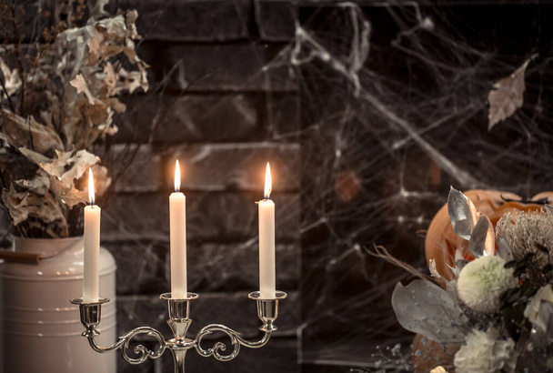 Halloween, éléments de décoration et attributs de la fête
. - Photo, image