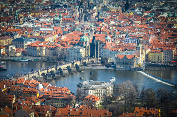 vista panorámica de la ciudad de Prague
  - Foto, imagen