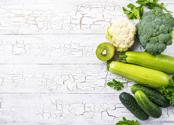 Conjunto de verduras y frutas verdes
 - Foto, imagen