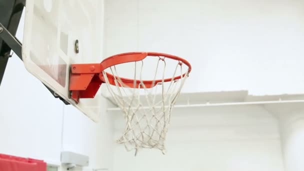 pohled na basketbalový koš - Záběry, video