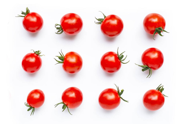 tomates cereja frescos em branco
 - Foto, Imagem