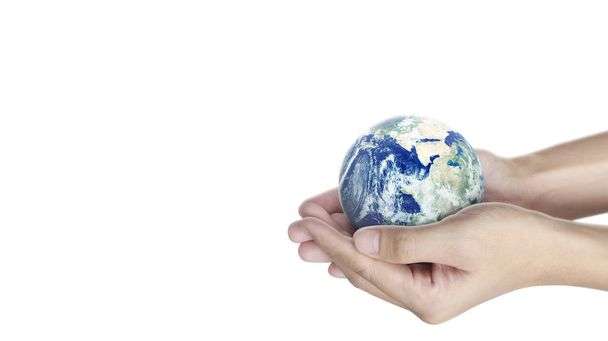 Globe, aarde in menselijke hand. Earth image geleverd door NASA - Foto, afbeelding