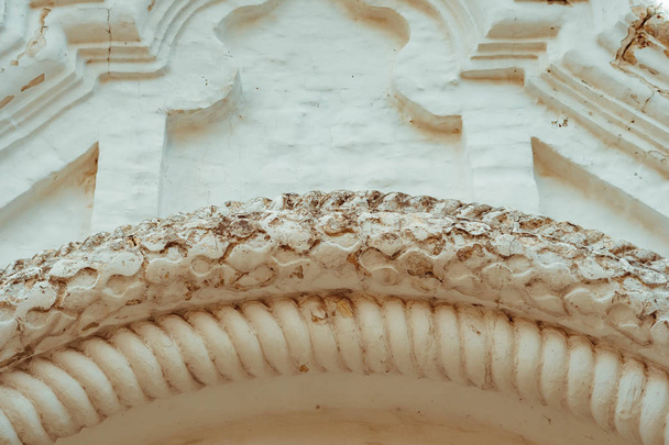 Satar oblouk kámen ve staré budově - Fotografie, Obrázek