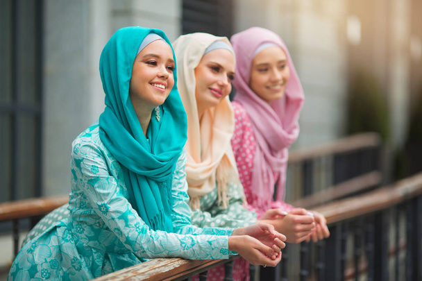 three beautiful young women in muslim dresses - Foto, immagini