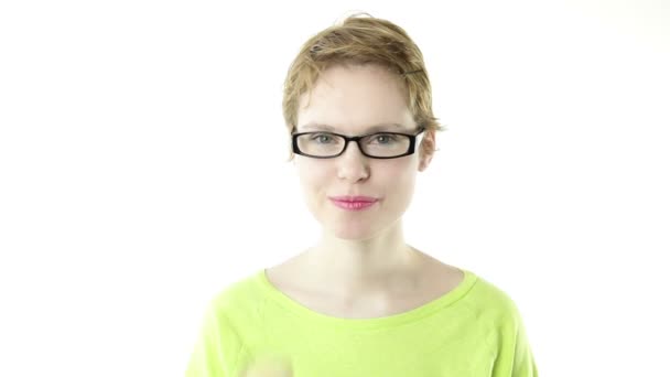 Chica con gafas ondeando
 - Metraje, vídeo