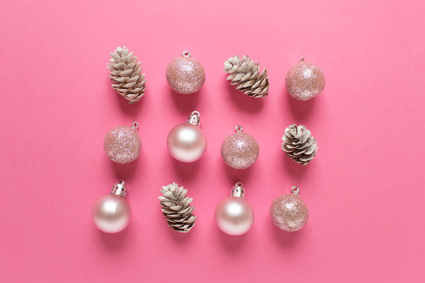 Winter Chrstimas composition made of pink balls - Zdjęcie, obraz
