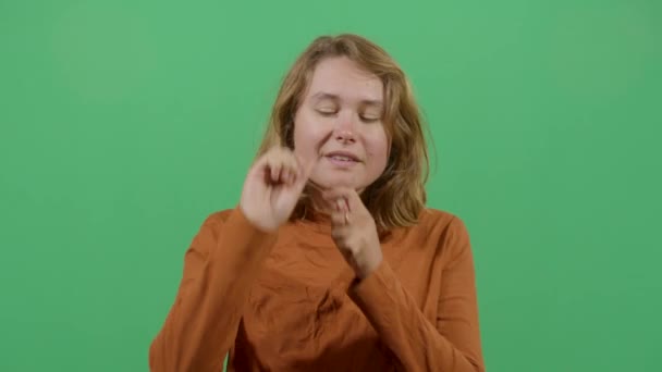 Dental Floss Cleaning By A Woman - Filmagem, Vídeo
