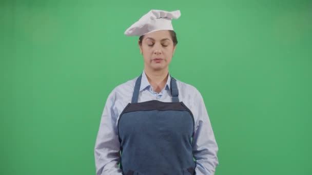 Femme Chef Aiguisage Un couteau
 - Séquence, vidéo