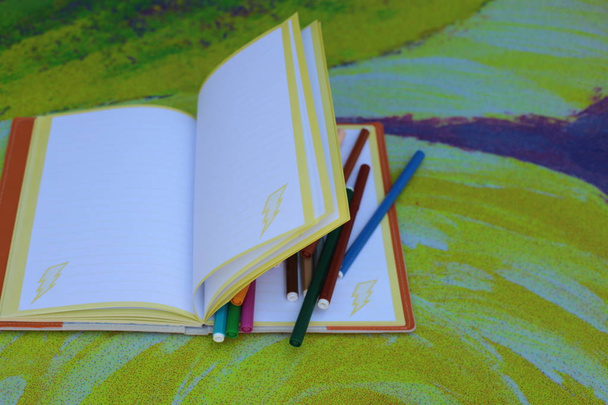 notebook para notas espacio libre
 - Foto, Imagen