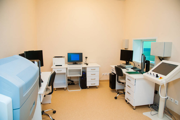 Modernin klinikan sisätilat
 - Valokuva, kuva