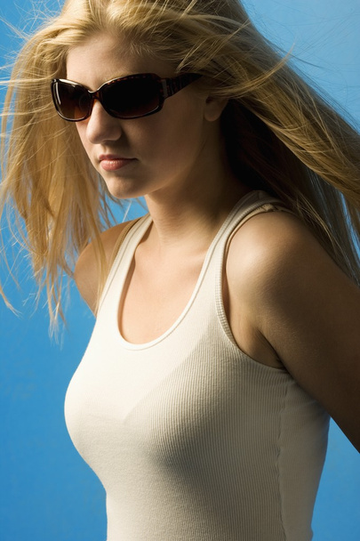 Woman Wearing Sunglasses - Фото, изображение