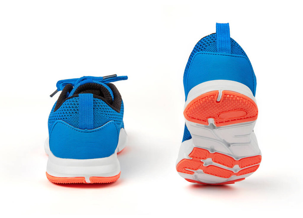 Zapatos deportivos para caminar
 - Foto, imagen
