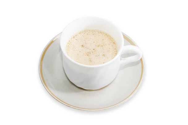 Кофе с пеной крем в белой чашке на белом фоне
 - Фото, изображение