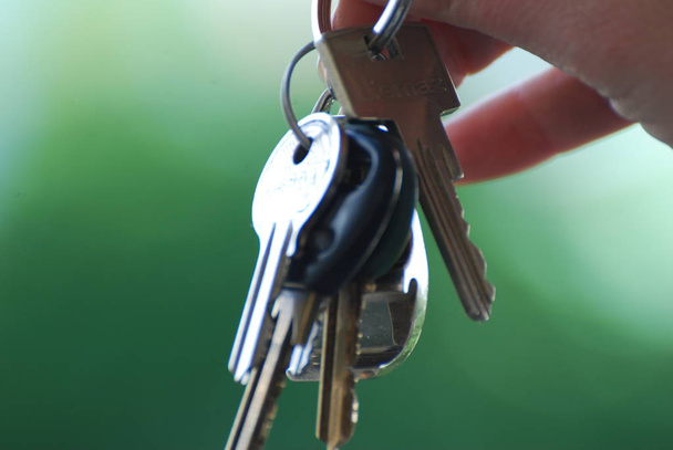Kilka domowych kluczy z breloczkiem - Fotografie, Obrázek
