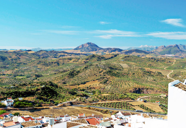 Villaggio Olvera in Andalusia
 - Foto, immagini