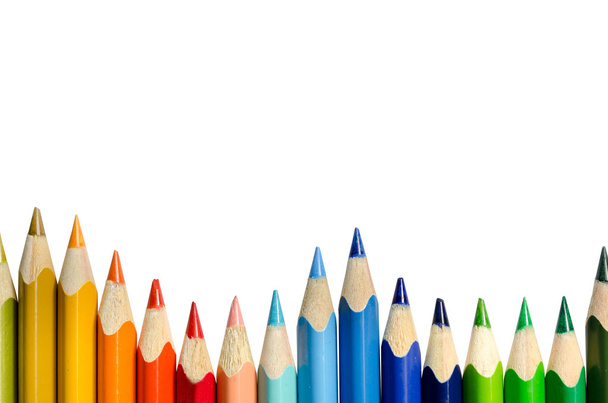 Кольорові олівці ізольовані на білому тлі
 - Фото, зображення