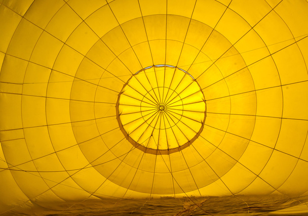 αφηρημένα σχέδια μέσα σε ένα αερόστατο ζεστού αέρα - Φωτογραφία, εικόνα