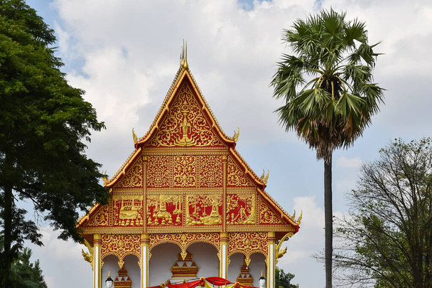 Pha That Luang  or The Great Stupa is a must-see Laos - Foto, Imagen