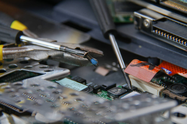 professionelle Laptop-Reparatur - Foto, Bild