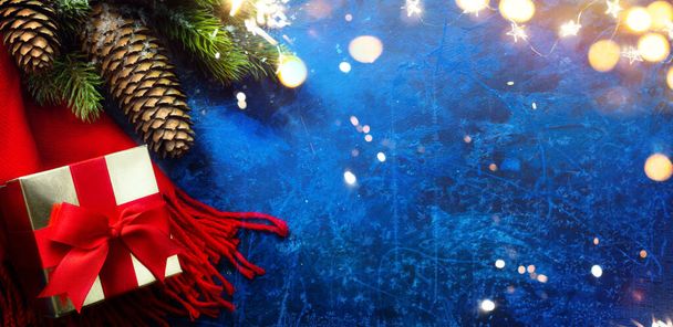 Arte Feliz y Brillante Navidad y Feliz Año Nuevo tarjeta de felicitación
  - Foto, Imagen