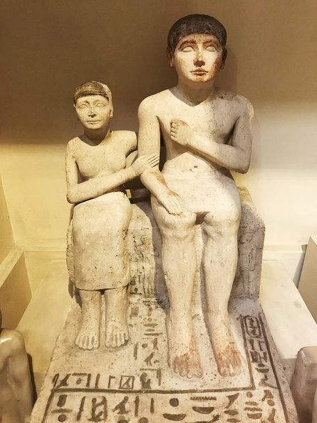 Άγαλμα μέσα στο Μουσείο Αιγυπτιακών Αρχαιοτήτων, Κάιρο, Αίγυπτος - Φωτογραφία, εικόνα