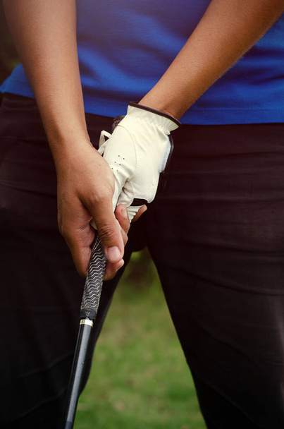 Golf. Golfer's hands. Sport - Foto, afbeelding