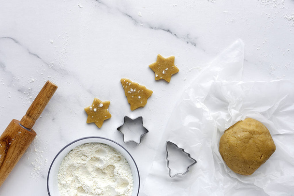 Gingerbread cookie dough for Christmas - Valokuva, kuva