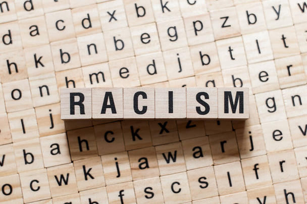 Conceito palavra racismo - Foto, Imagem