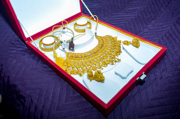 Bangladeshi Groom’s Wedding necklace and earring sets Close up image. - 写真・画像