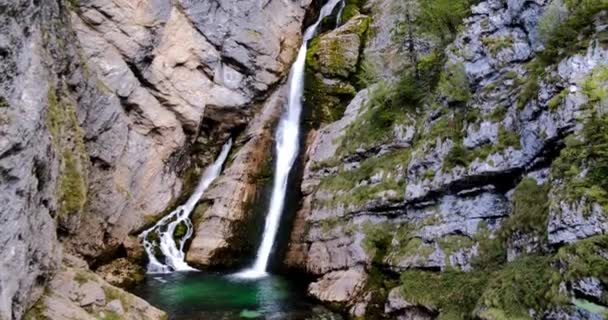 Wodospad, Slap Savica, Park Narodowy Triglav, - Materiał filmowy, wideo
