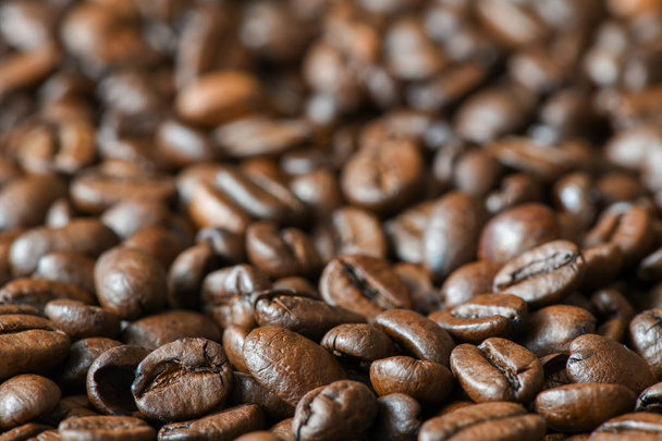 закрываем глаза на вкусный свежий текстурированный кофе
 - Фото, изображение