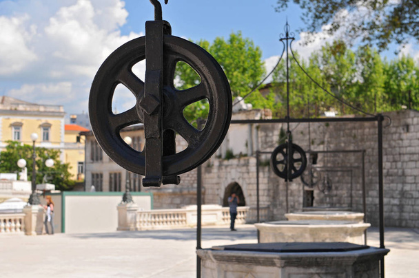 čtverec pět jamek (trg pet bunara) v Zadaru, Chorvatsko. - Fotografie, Obrázek