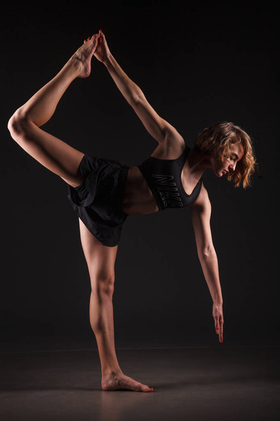 young girl doing yoga - Valokuva, kuva
