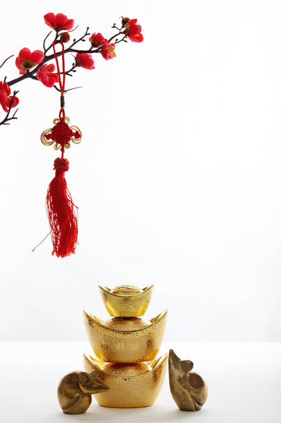 κινέζικο νέο έτος διακόσμηση σε λευκό φόντο - Φωτογραφία, εικόνα