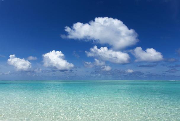 Turquoise sea and sky horizon - Zdjęcie, obraz