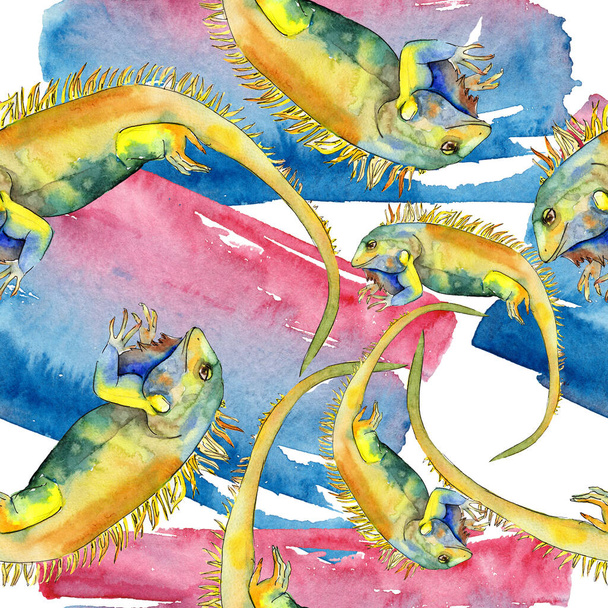 Exotic iguana wild animal. Watercolor background illustration set. Seamless pattern. Fabric wallpaper print texture. - Фото, зображення