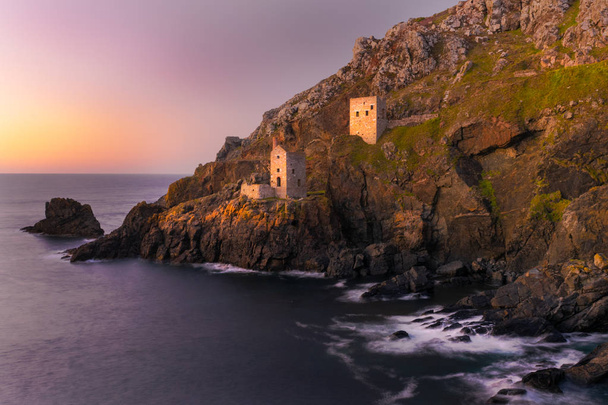 Crowns Engine Houses at Botallack - Tin and Copper mine in Cornwall England. Film location for TV period drama Poldark. Botallack village lies between the town of St Just in Penwith and the village of Pendeen. - Photo, Image