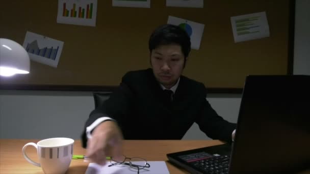 asian businessman working in office  - Séquence, vidéo