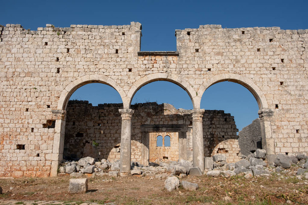 Римский период исторический город Кантьелис в Мерсине в Турции
 - Фото, изображение