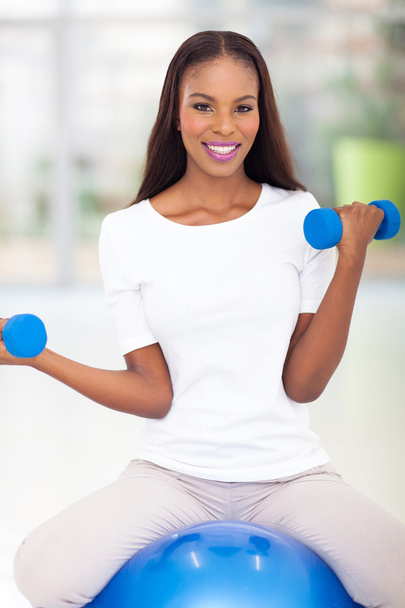 healthy african american woman exercising - Foto, Bild