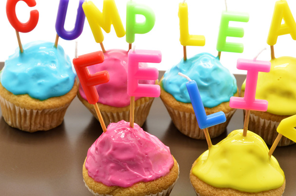 Cupcakes de cumpleaños, detalle
 - Foto, imagen