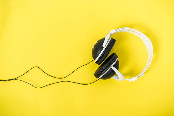Closeup Music Headphones - Foto, afbeelding